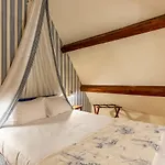 호텔 Demeures & Chateaux Domaine Le Clos Des Fontaines 3*