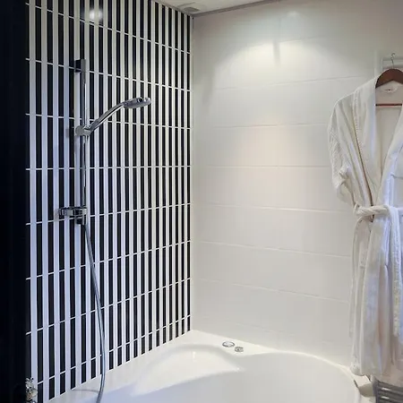 Demeures & Chateaux Domaine Le Clos Des Fontaines 3*