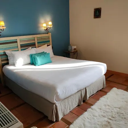 Demeures & Chateaux Domaine Le Clos Des Fontaines 3*