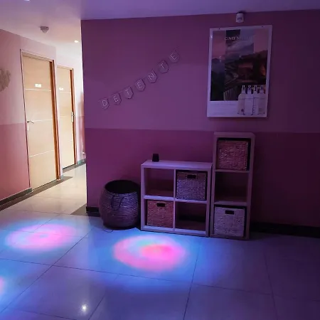 Le Clos Des Fontaines Hotel 3*