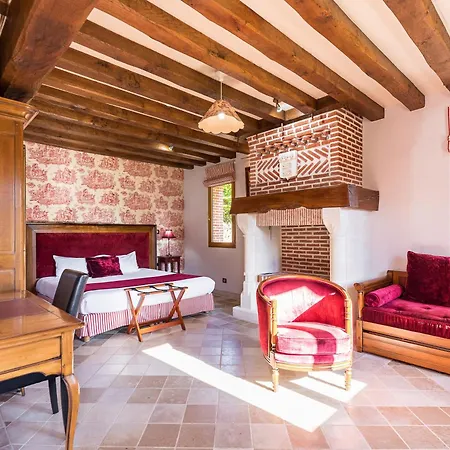 Отель Demeures & Chateaux Domaine Le Clos Des Fontaines Жюмьеж