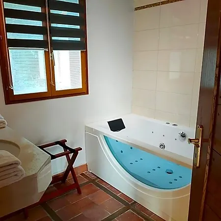 Demeures & Chateaux Domaine Le Clos Des Fontaines Отель 3*